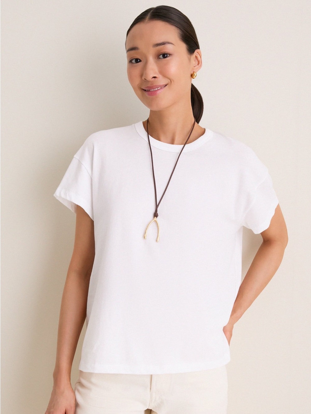 Tuckernuck White Paxton Boyfriend Tee Size Small NWT